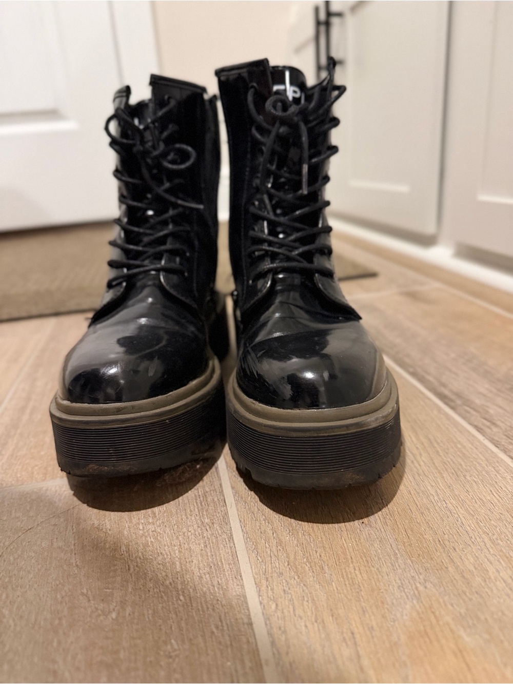 Replay Black High-Shine Lace-Up Platform Boots with Khaki Trim - Picture 4 of 9